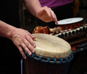 Círculo de Tambores: ¡Retomemos el Ritmo!